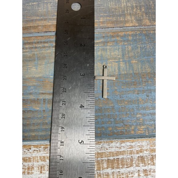 Antique Silver Ornate Cross Pendant Charm - Picture 3 of 3